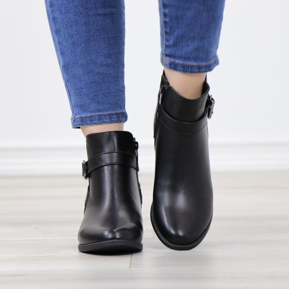 Black Synthetic Leather Chelsea Round Toe Low Heel Ankle Boots - Picture 9 of 12